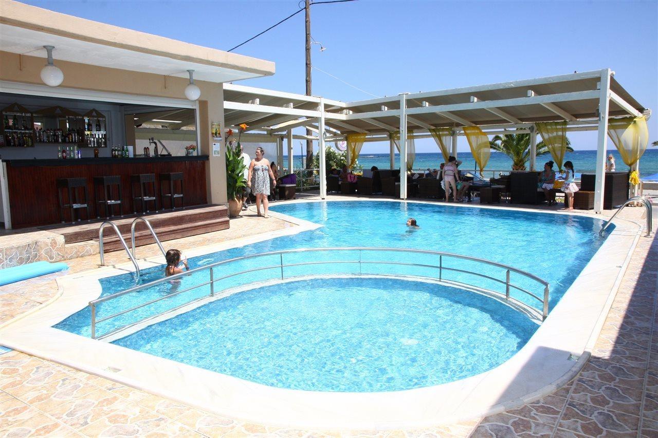 Metropol Sea Golden Bay Hotel เยโอริยิอูโปลิส ภายนอก รูปภาพ