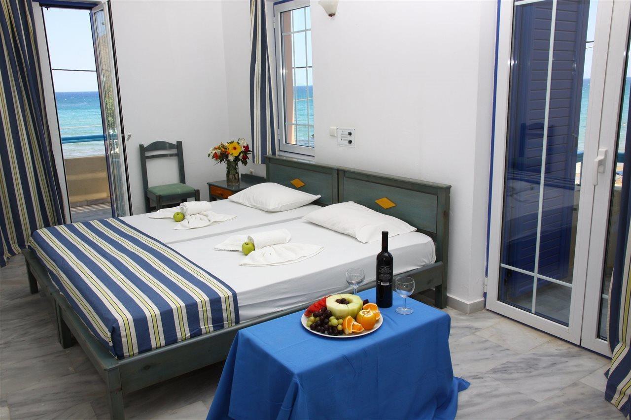 Metropol Sea Golden Bay Hotel เยโอริยิอูโปลิส ภายนอก รูปภาพ